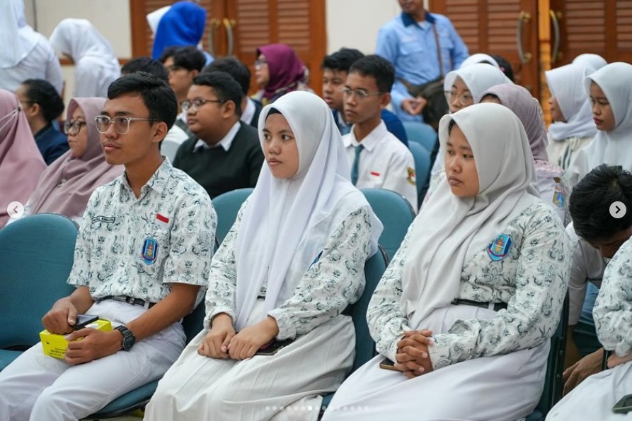 Pembberian Penghargaan Lomba Perpustakaan Jenjang SMA Tingkat Jakarta Utara